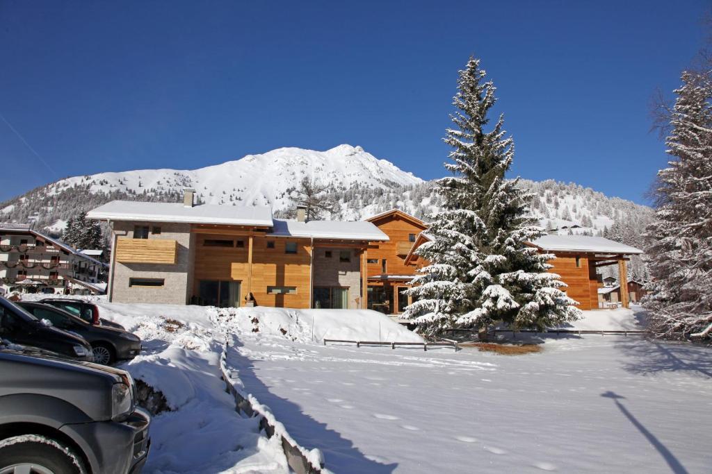 Aparthotel Baita Aurora Predazzo Exterior foto