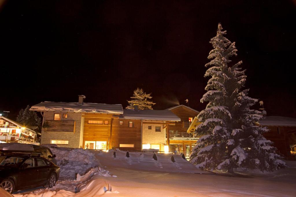 Aparthotel Baita Aurora Predazzo Exterior foto